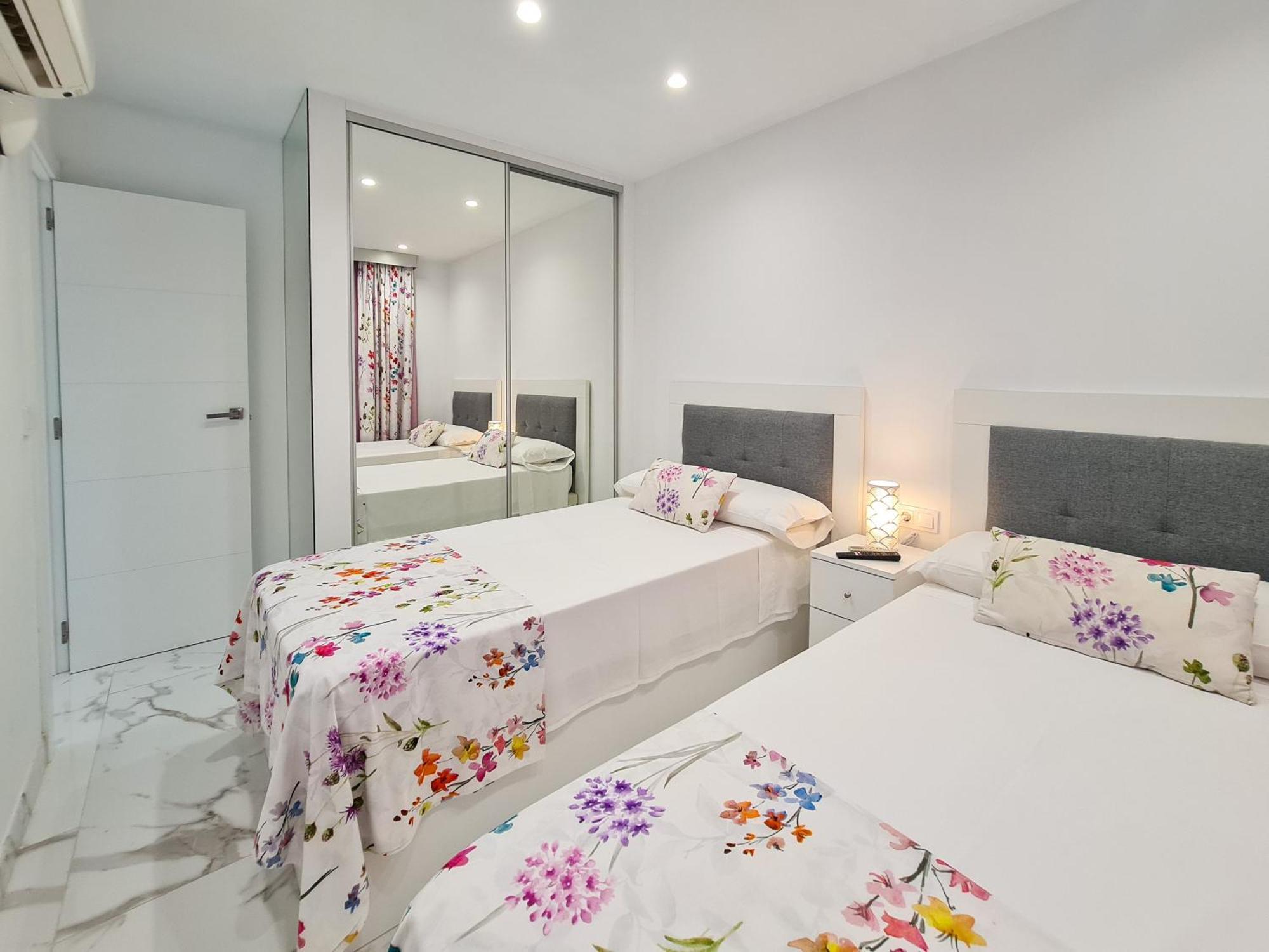 Apartamento Edificio Astoria Benidorm Extérieur photo